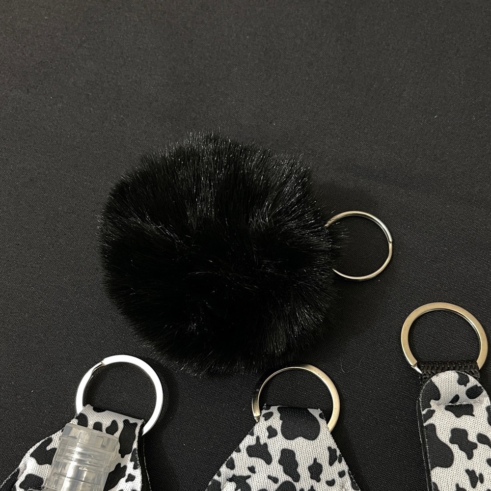 Cow Print KeyChain Accessories Bundle - Picture 4 of 7